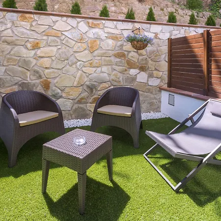 Ght Neptuno-tossa & Venus Hotel