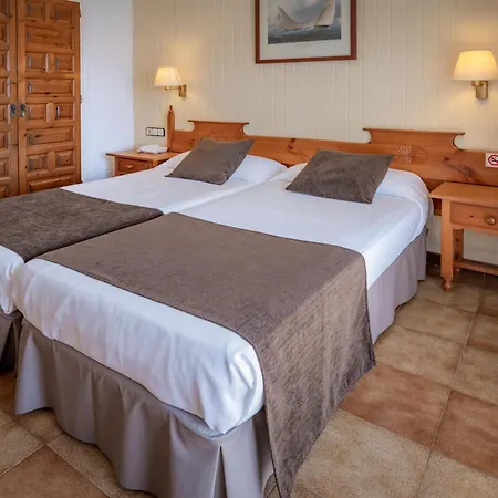 Ght Neptuno-tossa & Venus Hotell 3*