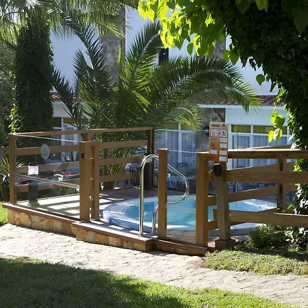 Ght Neptuno-tossa & Venus Tossa de Mar