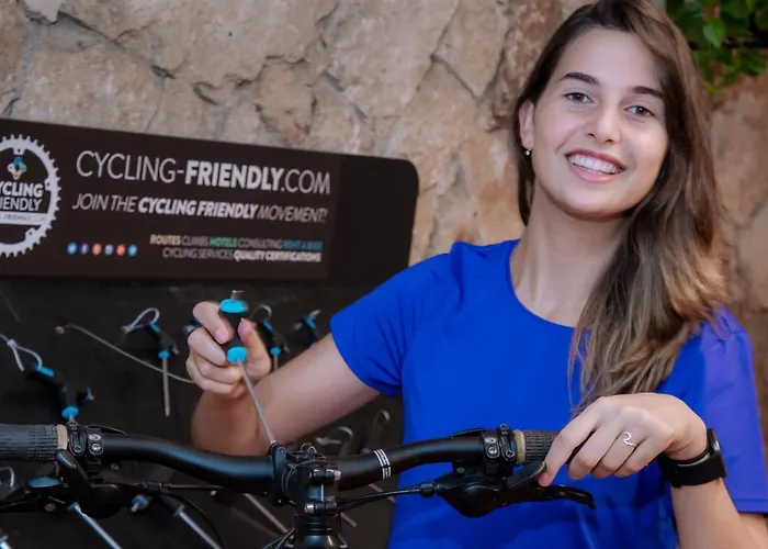 Ght Neptuno-tossa & Venus